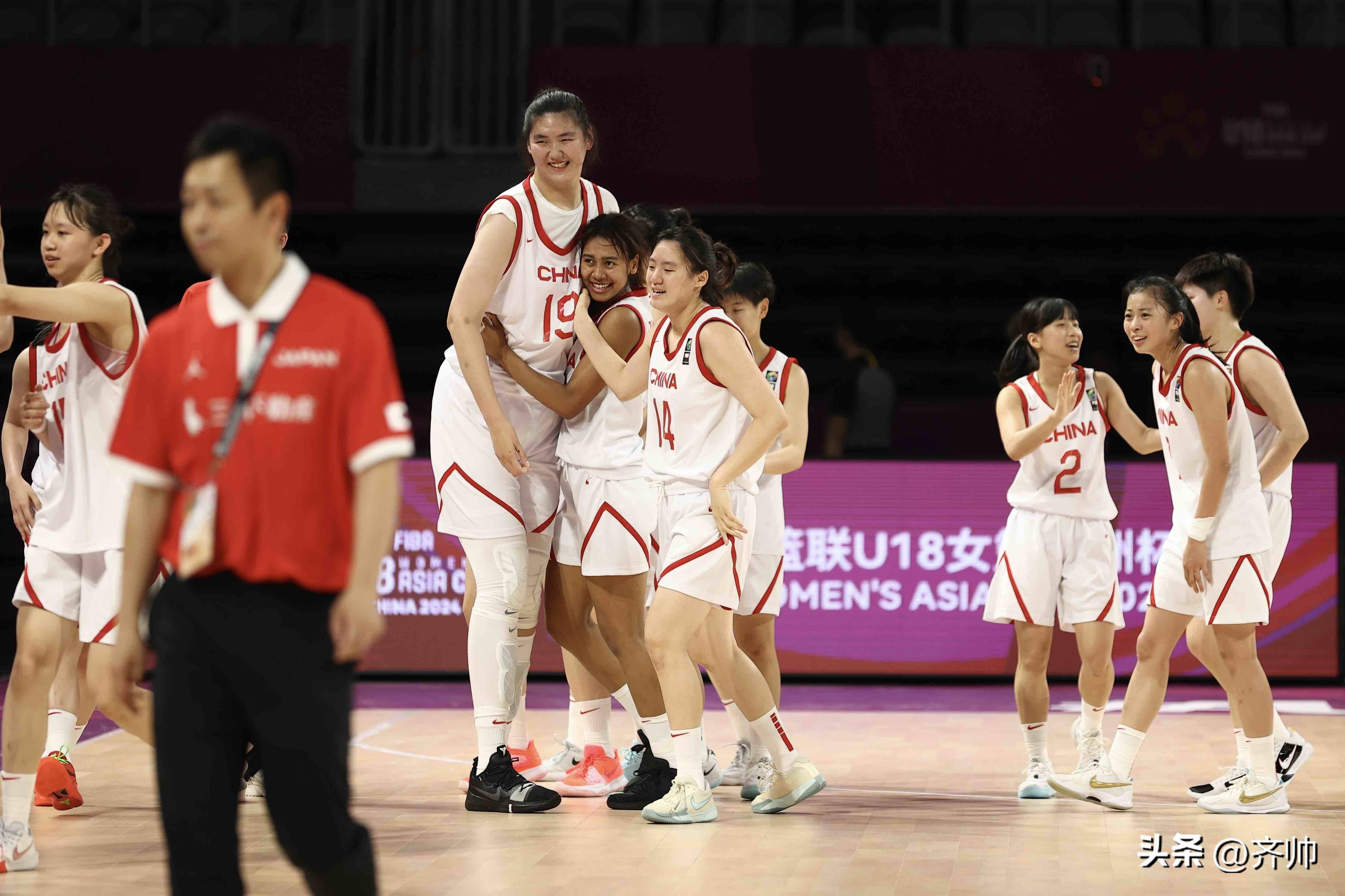 CBA球队明星球员全力备战总决赛