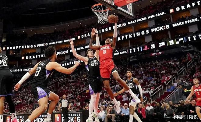 NBA季后赛：火箭队逆袭猛龙队晋级次轮的简单介绍